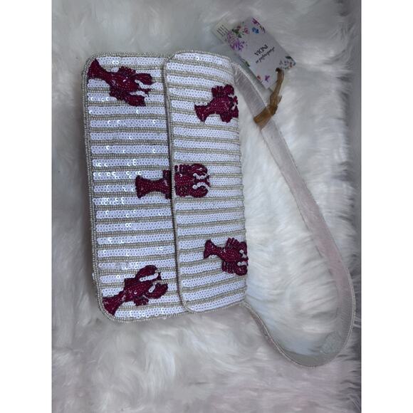 VIRAL TIKTOK HTF HANDCRAFTED IN INDIA BEADED LOBSTER BAG “BEAUTIFUL” - Picture 9 of 11